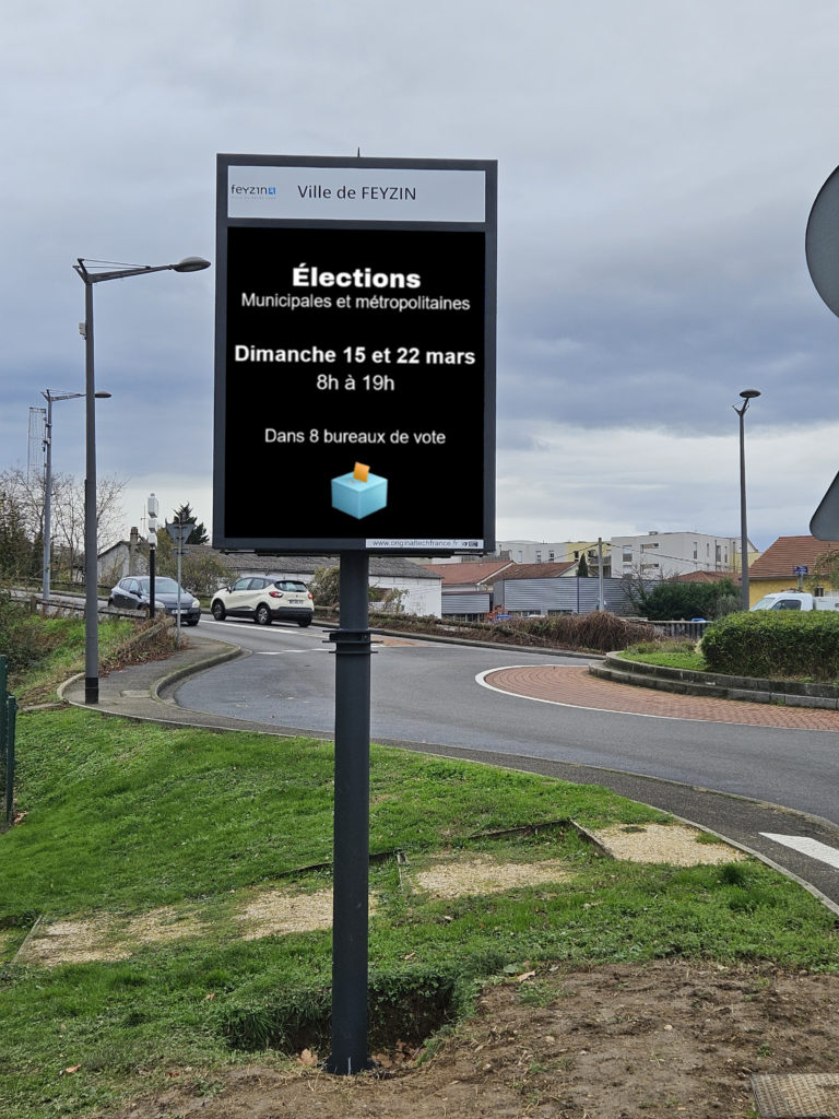 Panneaux d'affichage LED polychrome